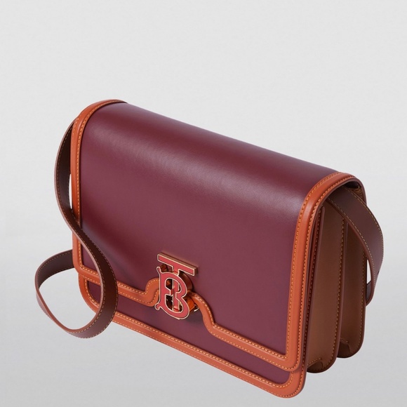 Brand New Medium calf Leather TB Bag - Crossbody cum Shoulder - Picture 2 of 8